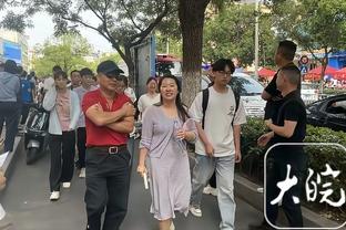 还记得吗？CCTV6美女主持人夸武磊一球成名